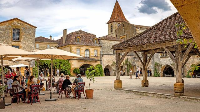 bastide médiévale parmi les plus beaux villages de Dordogne
